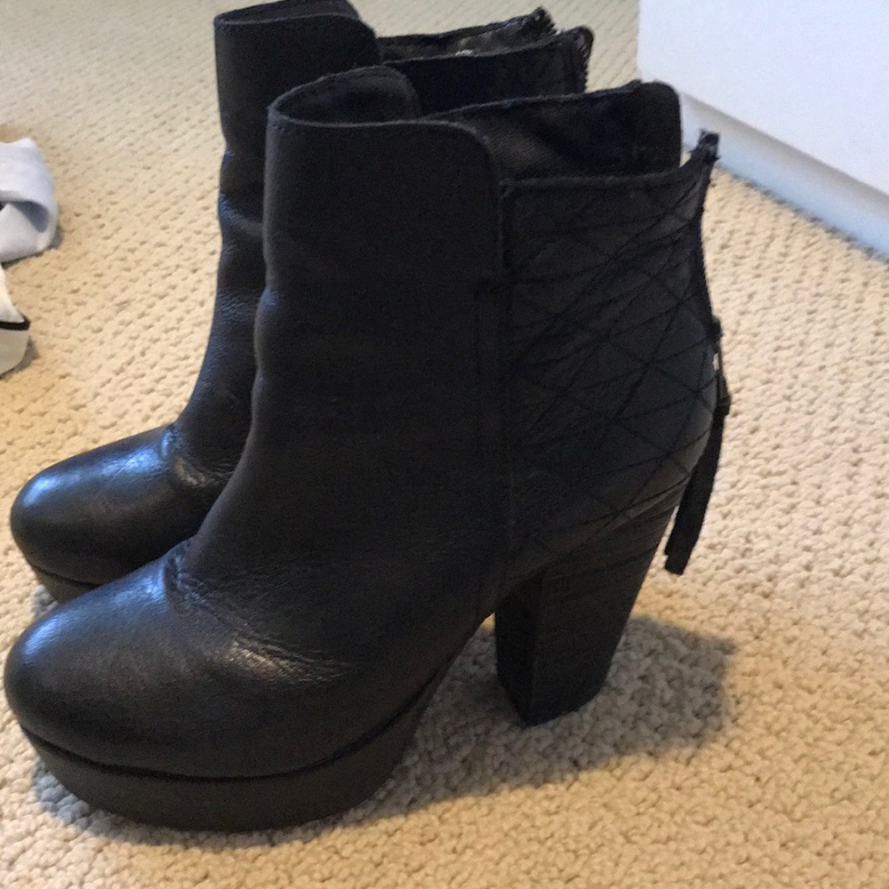Steve Madden ankle boots
